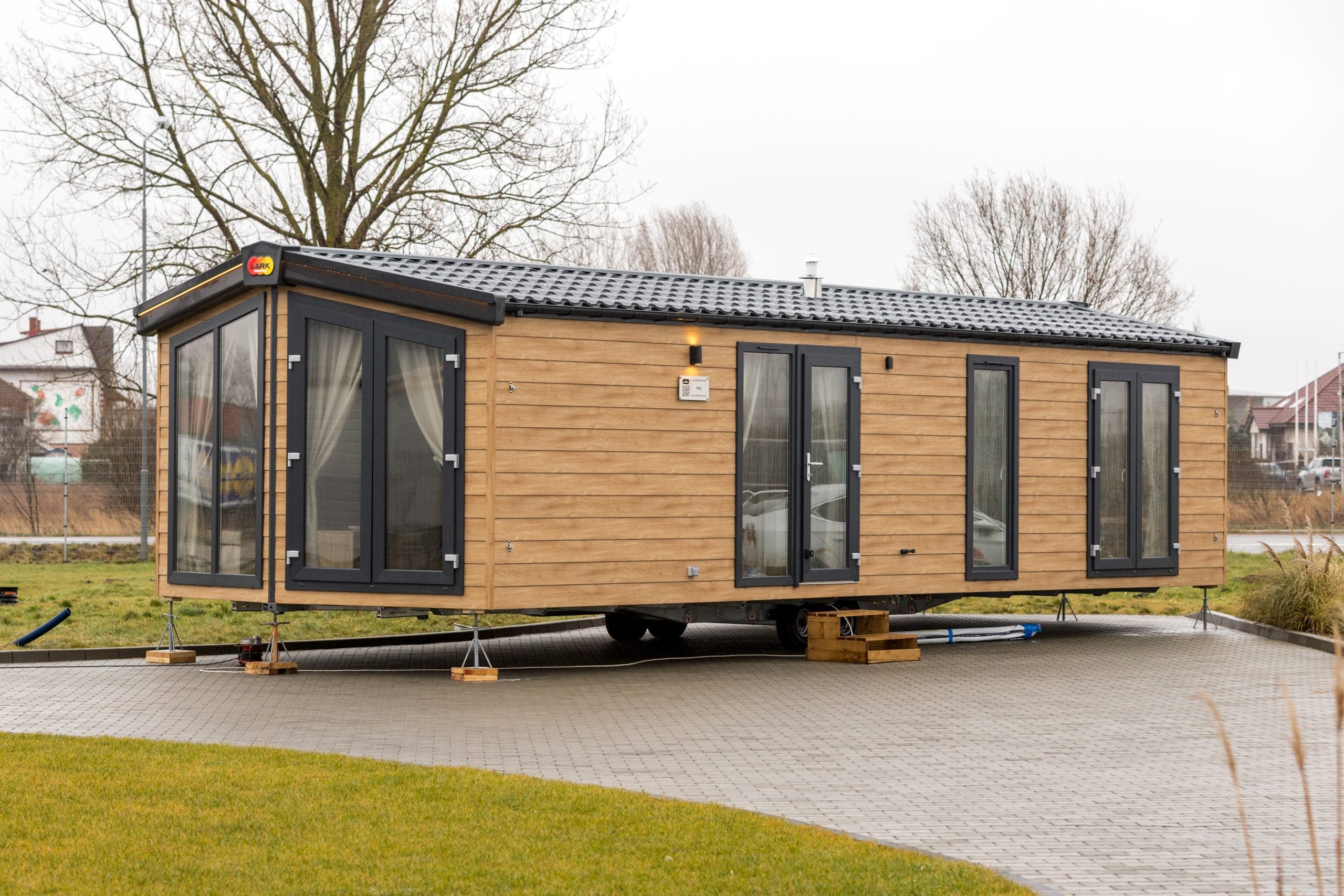 MOBILE HOME 6184-HKF