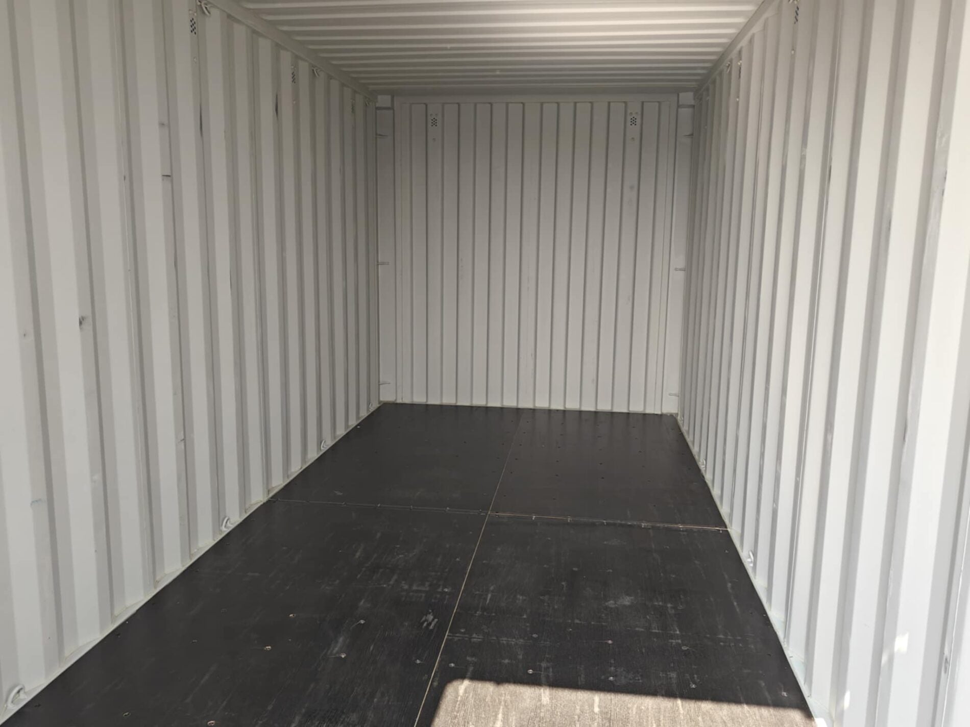 CONTAINERS